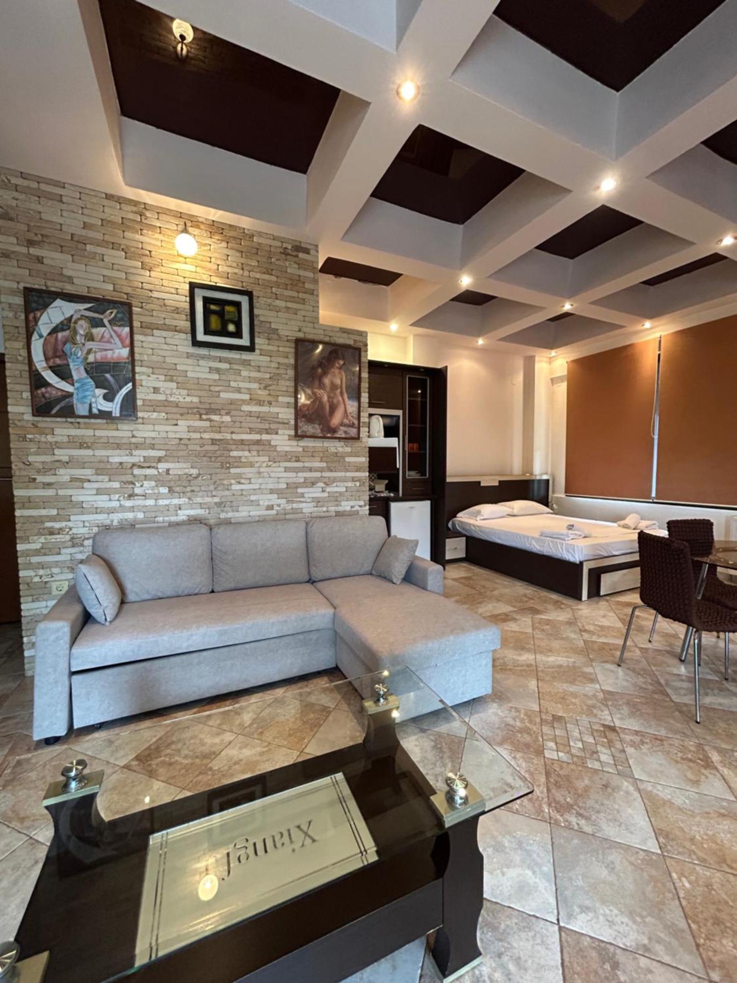 Kladis Club Holidays Skala Potamia  Bilik gambar